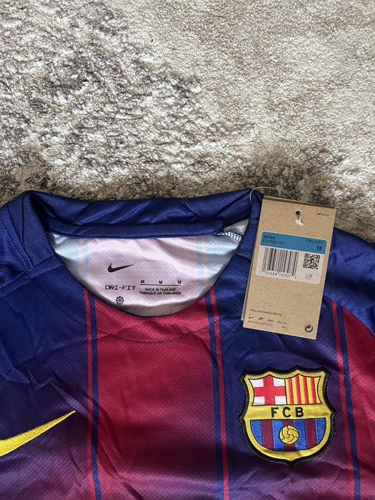 Tricouri Barcelona sezonul 25-26