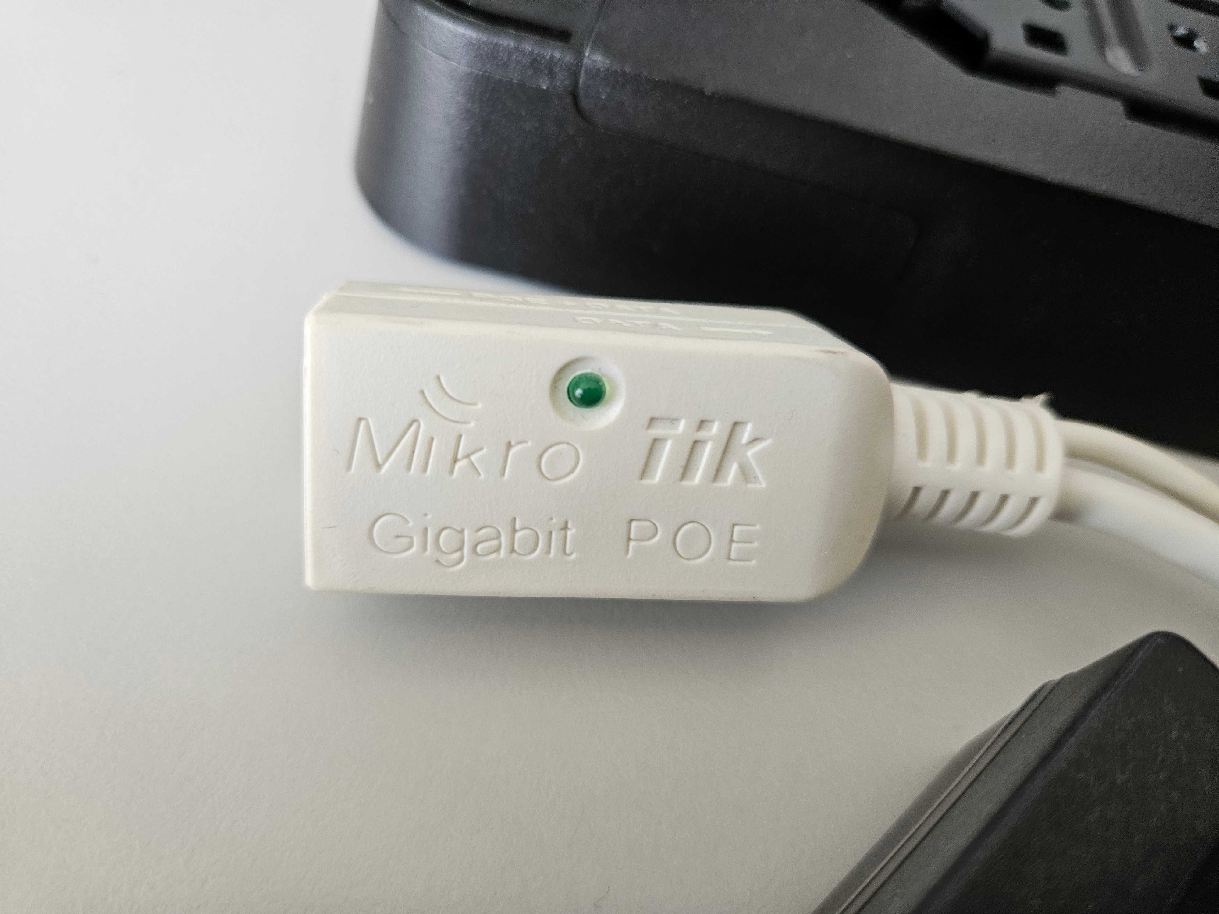 Acces Point /  Router Wireless Mikrotik WAP AC
