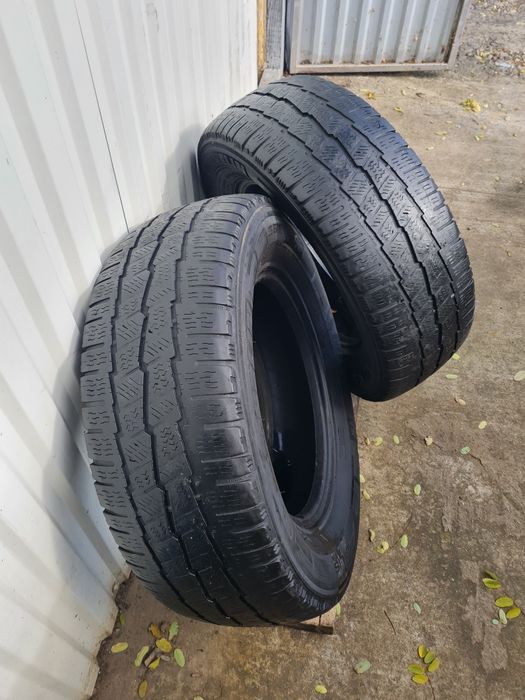 2 Anvelope de iarna *235/65R16C*Michelin*LICHIDARE STOC*75 Lei Buc*