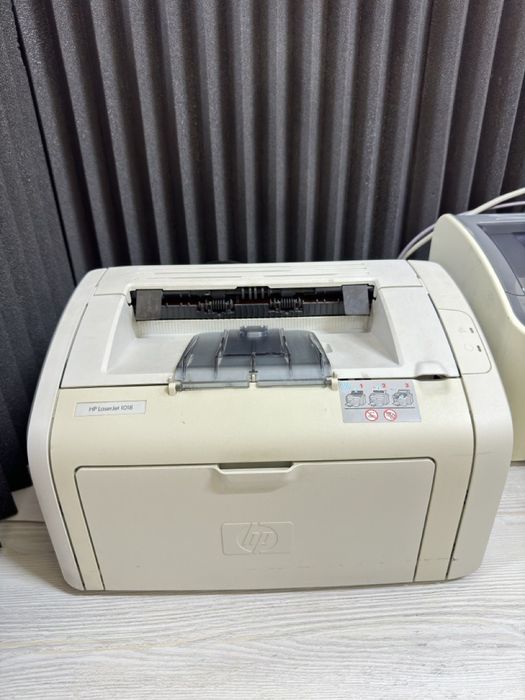 HP 1018 принтер. Идеал холатда