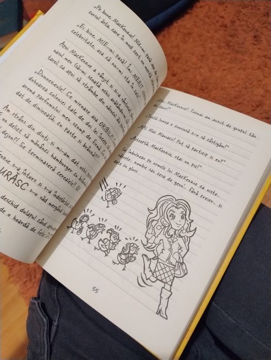 Carte Însemnările unei puștoaice în română