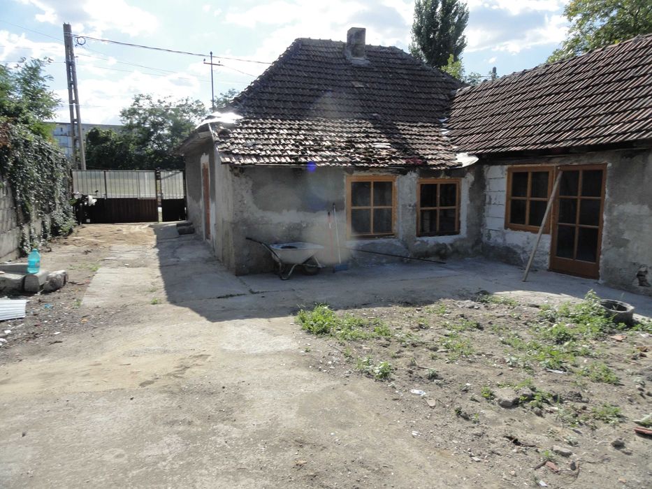 Casa din caramida in zona Confectii, teren aferent 483 mp