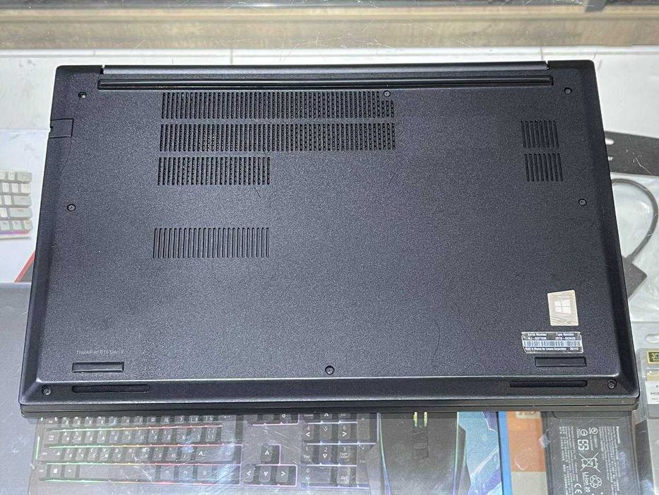 Lenovo ThinkPad E15 Gen 2 Core i7-1165G7 ram 16 ssd 256
