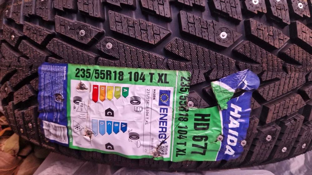 Зимние шины HAIDA новые комплект 4 шт 235/55 R18.