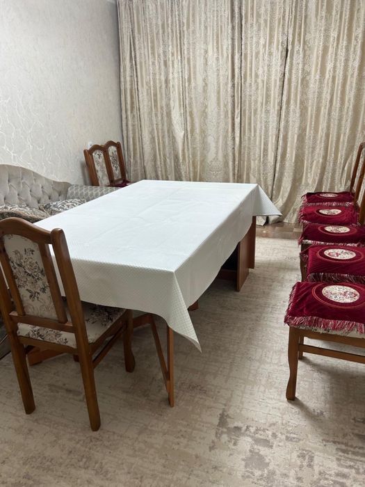 Продам раскладной стол со стульями