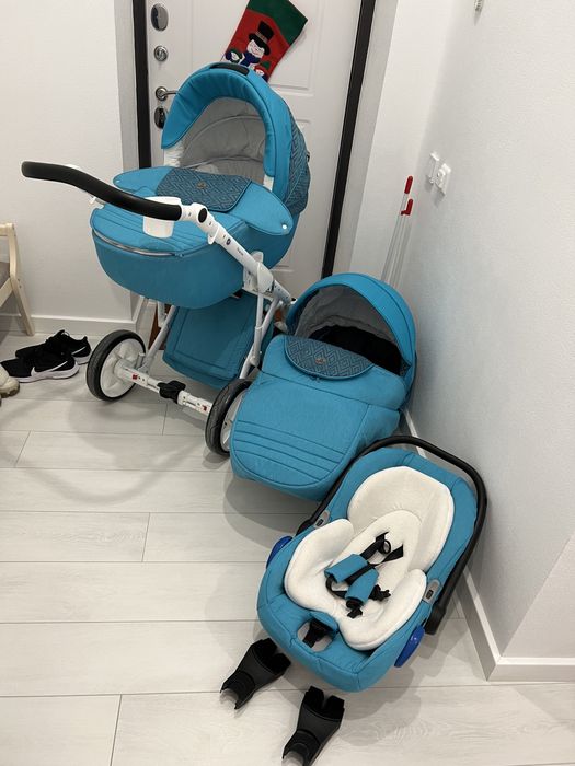 Коляска 3в1 для малыша