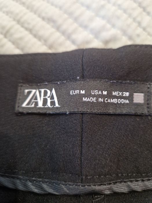Стилен Панталон ZARA
