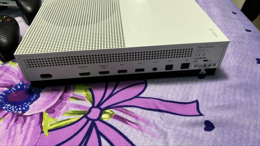 Vand xbox one s 1TB