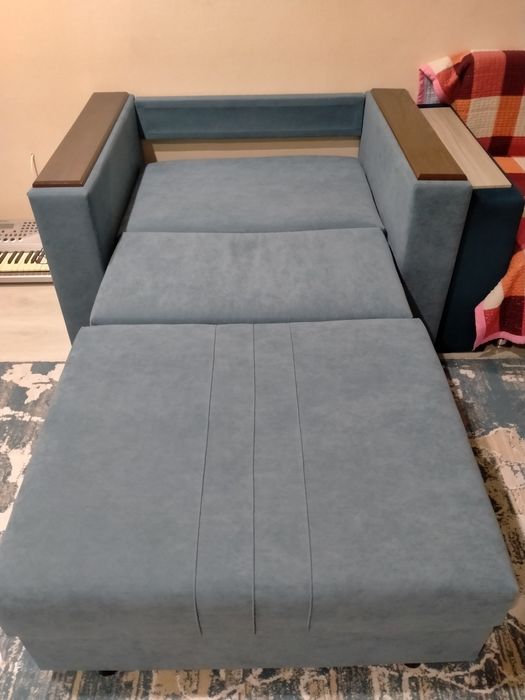 Продам кресло диван