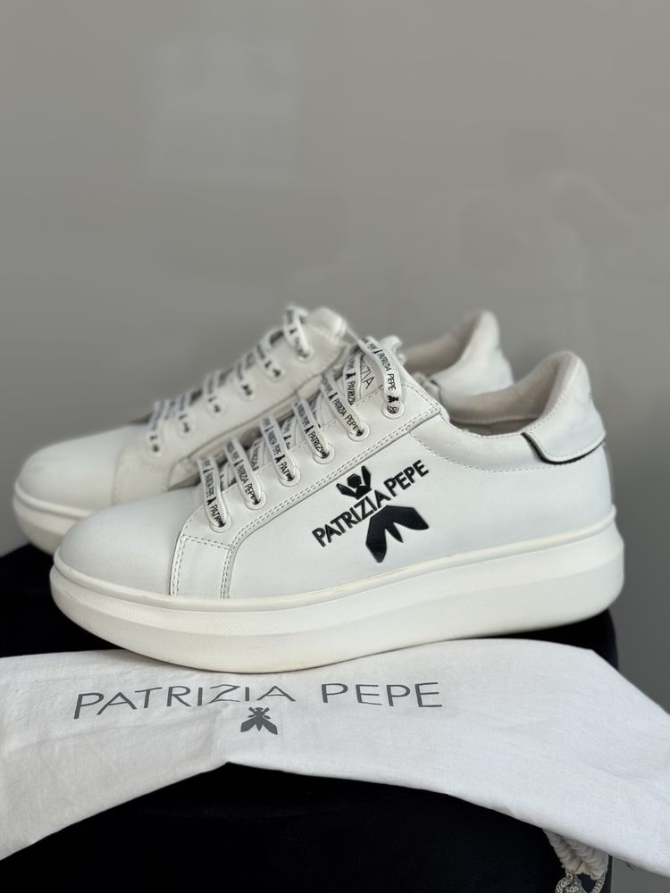Кецове Patrizia pepe