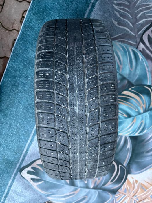 Продам зимнюю резину б/у