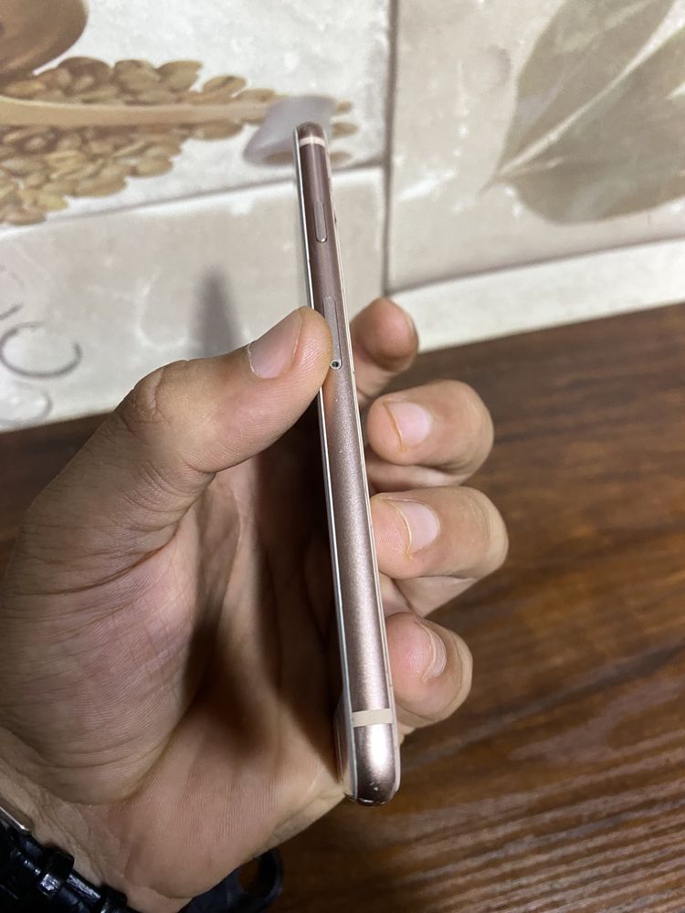 iphone 8  Сатилади