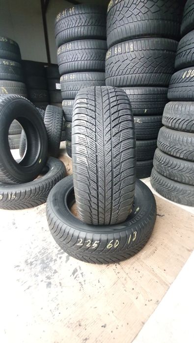 2 Anvelope Bridgestone 225 60 R18  M/S  impecabile DOT 1418