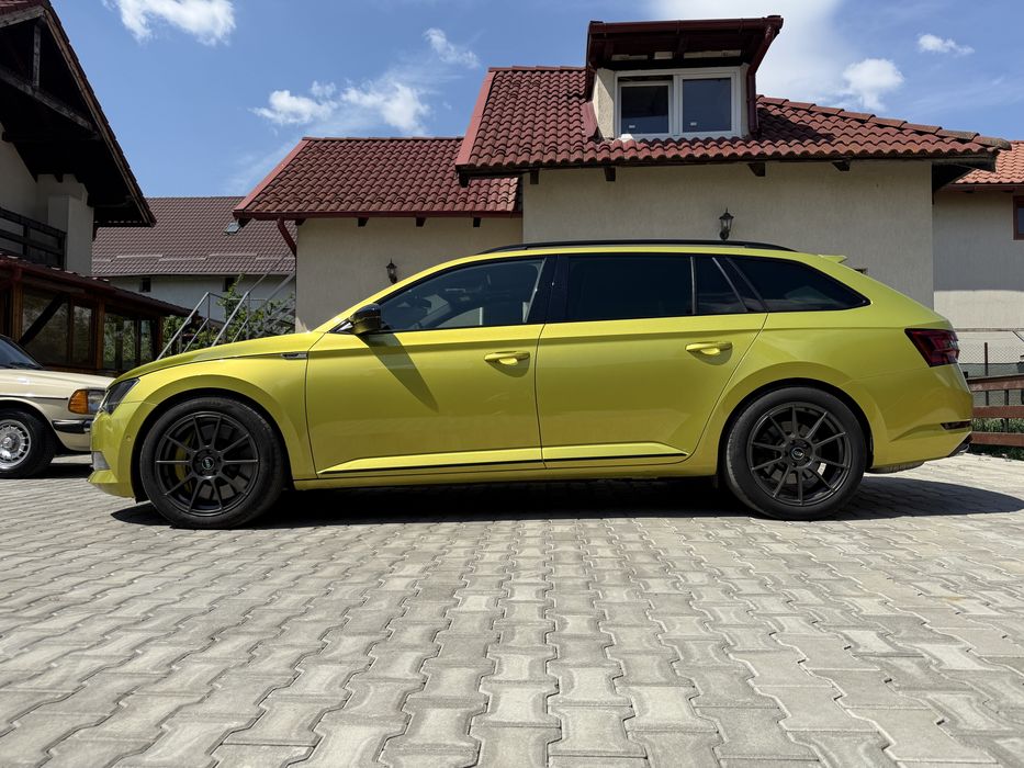 Skoda Superb Combi Sportline 2.0 tsi 4x4 280cp
