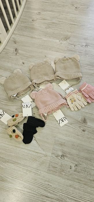 Шапки Zara новые на возврат 0-1 и 1-3