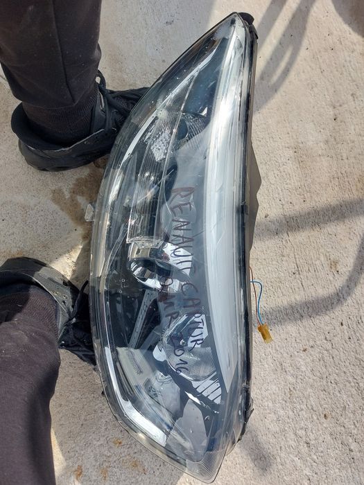 десен фар renault captur qmr 2016