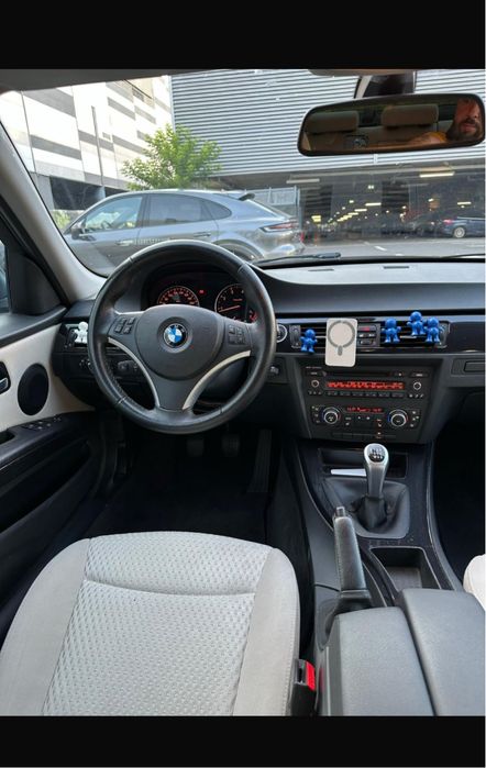 BMW Seria 3 E90 - 2.0 Diesel, 143 CP, Manuală, Negru