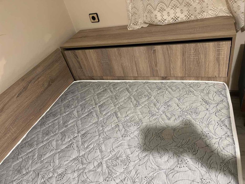 Легло/приста с матрак и ракла 120/190