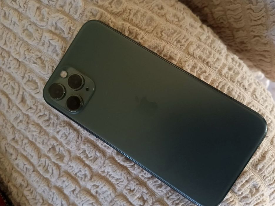 Обменяю Айфон 11 pro