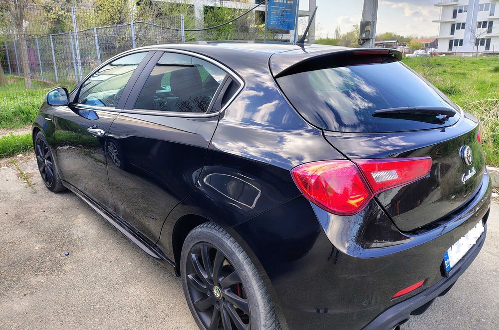 Alfa Romeo Giulietta pachet Quadrifoglio 1.6 HDI