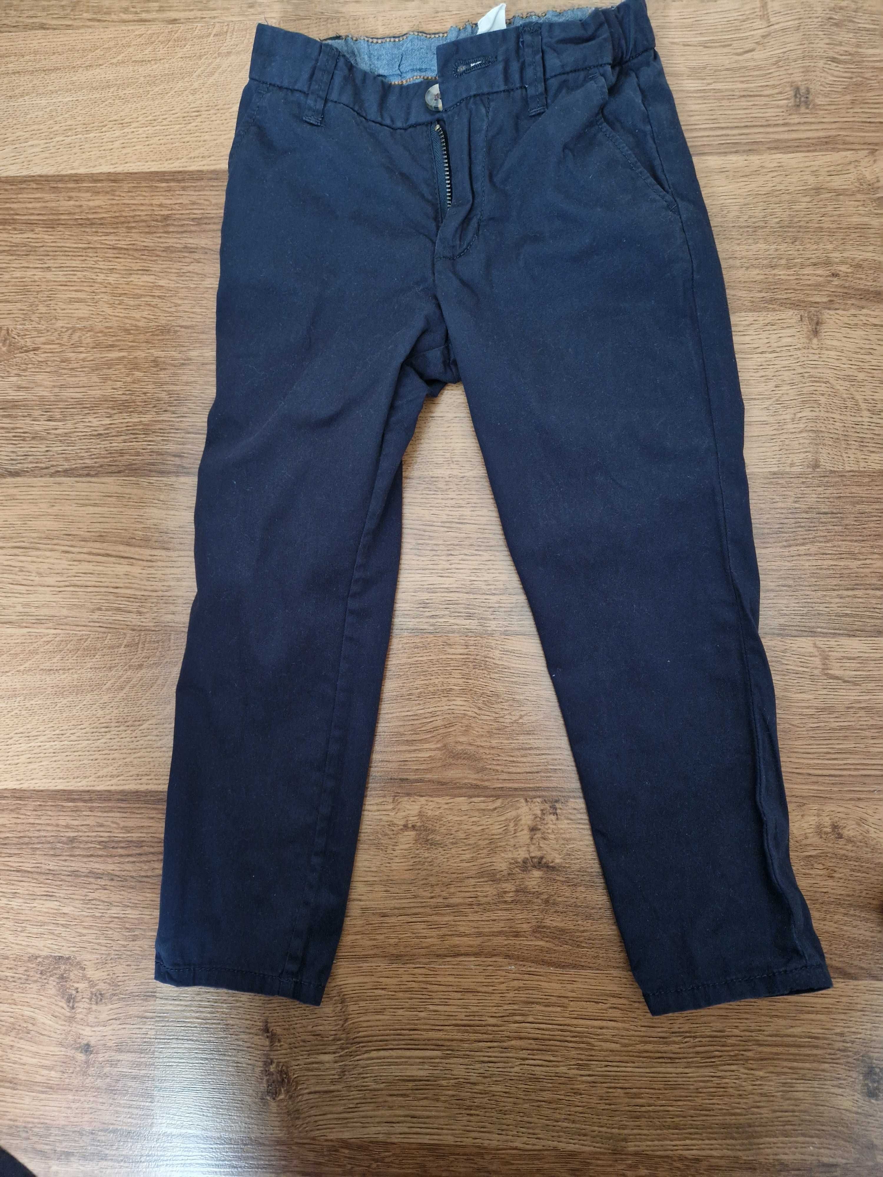 Lot pantaloni 3-4 ani