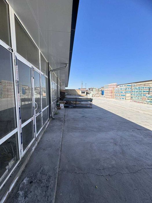 Земля с магазинами Куйлюк Строительный 47,6-соток кадастр есть