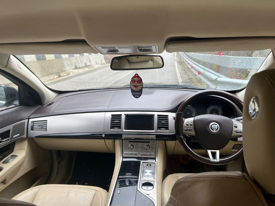 Jaguar Xf 3.0 275 cp 306 DT Motor Range Rover