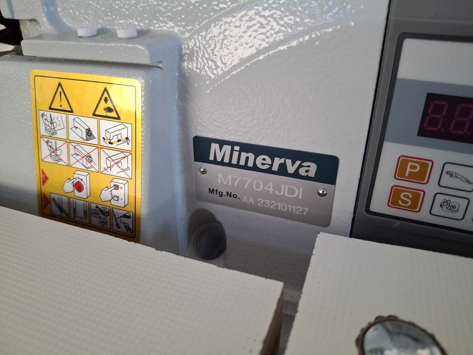 Masina Industriala de surfilat, Triplock Minerva M7704JDI