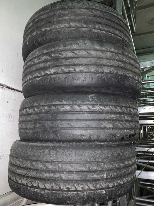 Шины летние 235/55/R19 (Б/У), цена за комплект!