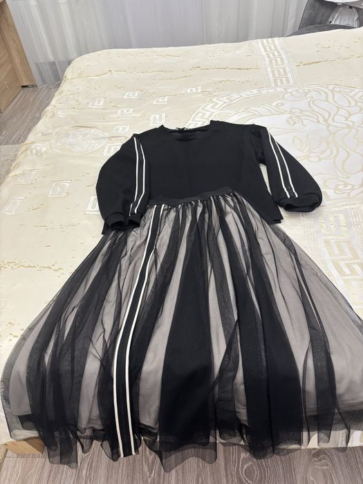 Женская одежда, кофта и юбка