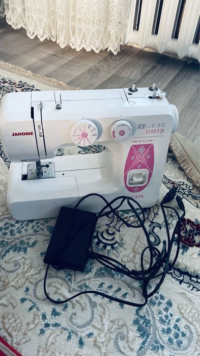продам швейную машинку