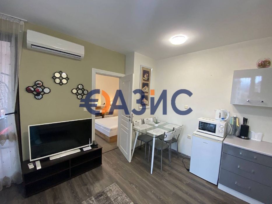 Продава се Двустаен апартамент в к.к. Слънчев бряг - 59 кв.м за 1373 €/кв.м - Снимка #4