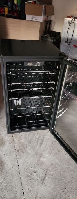 Mini Frigider vinuri