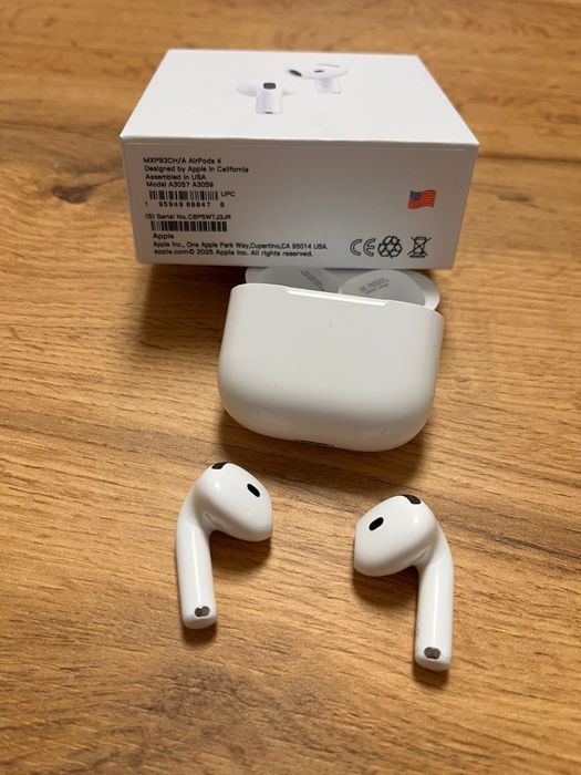 Apple AirPods 4 noi
