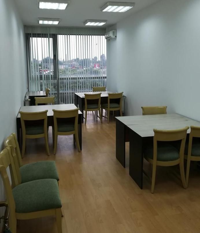 Дава се под наем Офис в Пловдив, Кършияка - 29 кв.м за 255 € - Снимка #1
