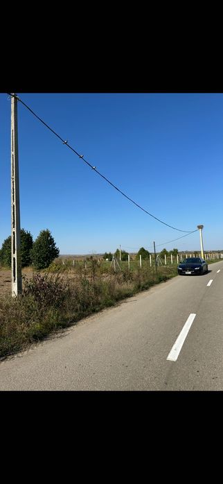 Teren de vânzare în valea moldovei