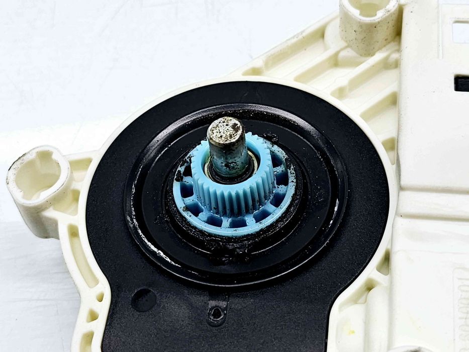 Motoras geam dreapta spate Audi A6 (4F2, C6) facelift [Fabr 2004-2010]