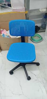 Продам стул для школьников
