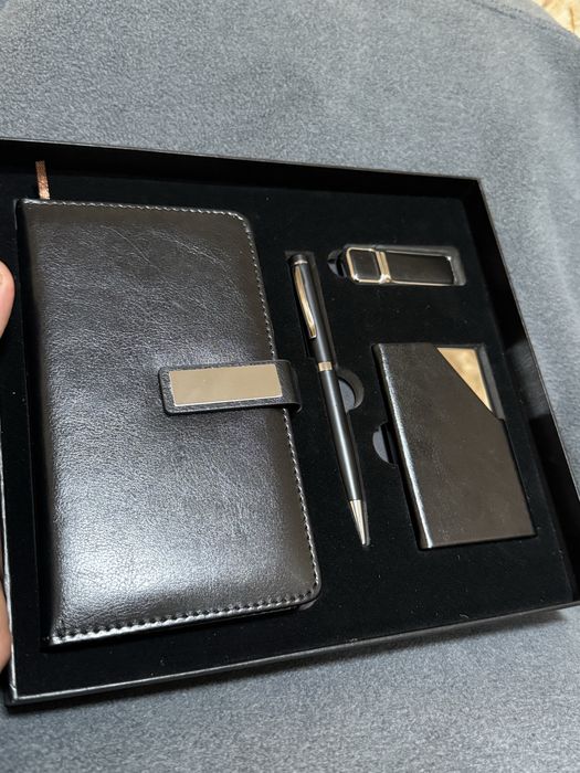 Наборы с гравировкой день в день доставка бесплатная