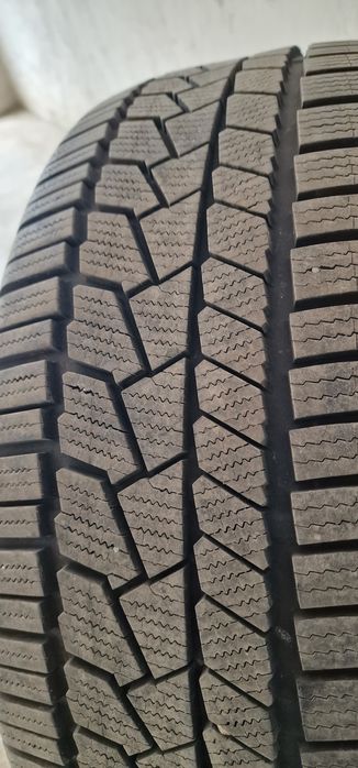 Гуми Continental Winter Control 225/45R19