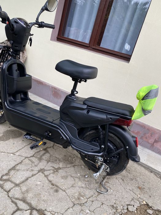 Scuter electric 350W baterie 20Ah