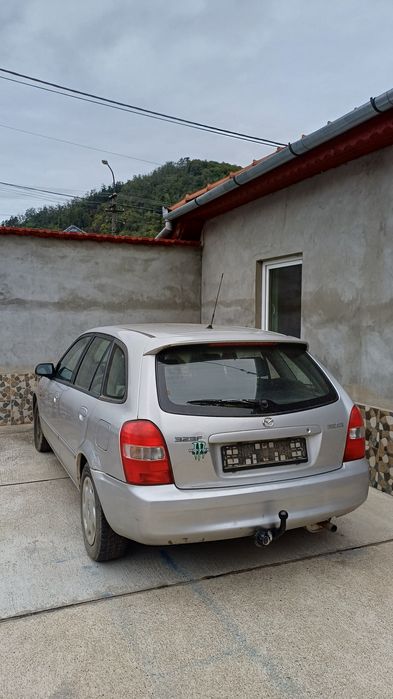 Vw Golf / Mazda 323F