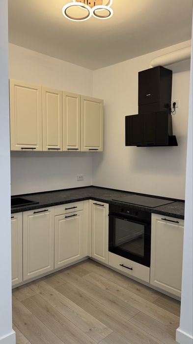 Inchiriez apartament doua camere In Iasi Complex Silk District