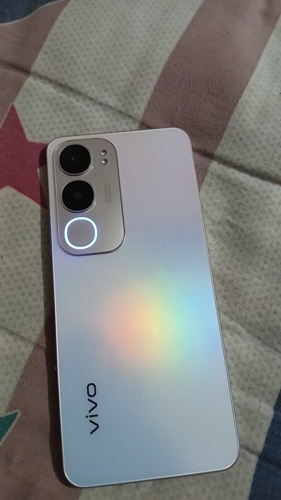 Vivo Y19s 6/128 srochno sotiladi