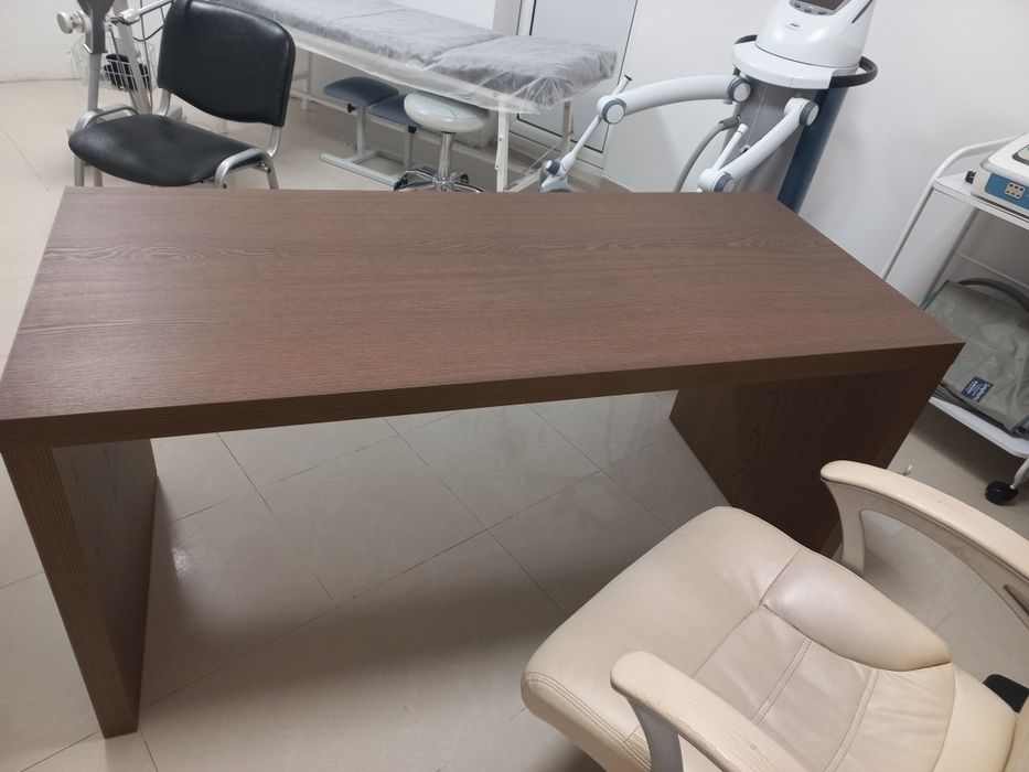 Birou birou + 2 scaune cadou