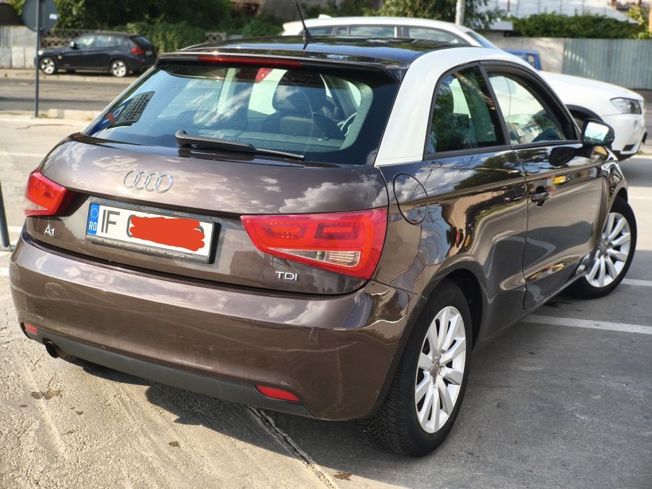 Audi A1 intretinut+ piese 550E incluse