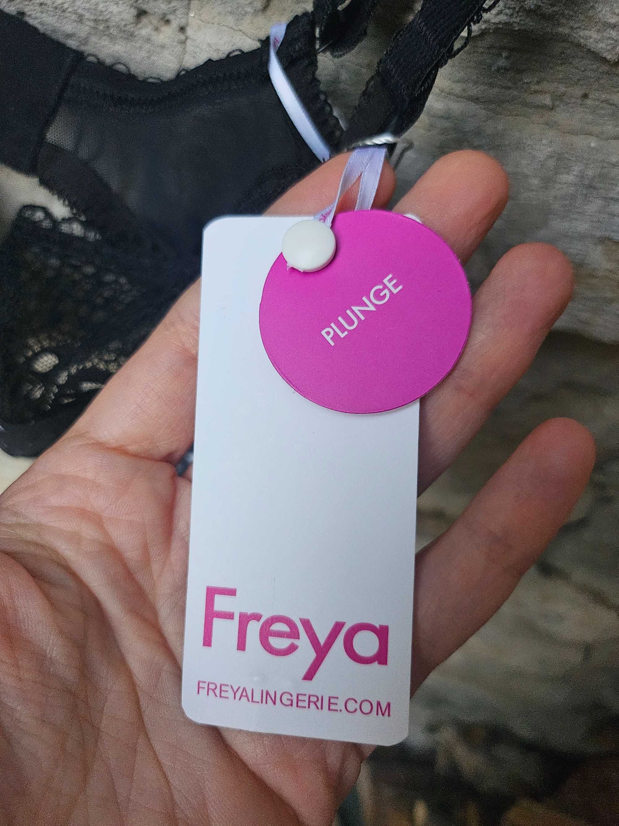 Freya 75F сутиен нов с етикета