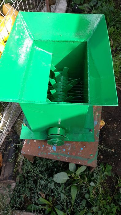 Moara fructe (daraluau)