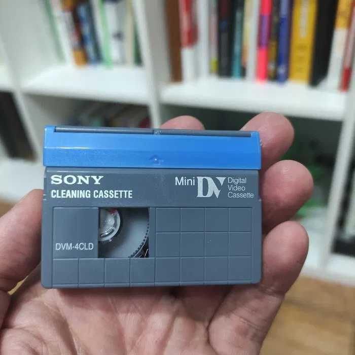 Продам видеокассеты MiniDV