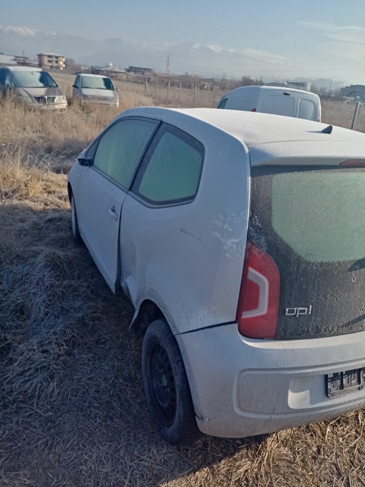 VW UP на части 2014 г